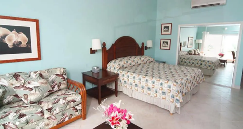 Trade Winds Hotel Dickenson Bay